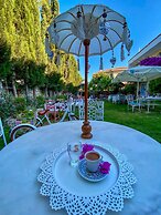 Alasonya Otel Alacati by Lamira