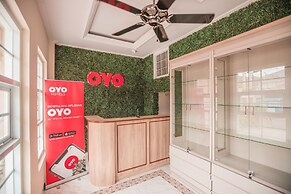 Super OYO Capital O 371 Kwitang Guest House