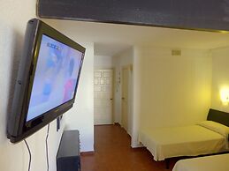 Apartamentos Alboran 24