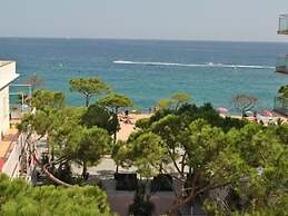 Apartamentos Delfin-Aromar-4