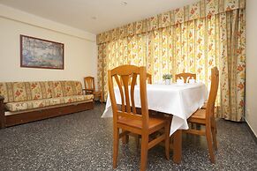 Apartamentos Goya-68