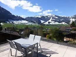 Alpine Apartment With Stunning Views