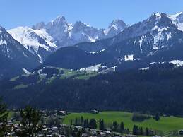 Alpine Apartment With Stunning Views
