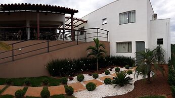 Pousada Rainha Dos Lagos