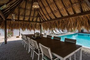 Villa Hasta La Vista Royal