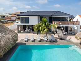 Villa Hasta La Vista Royal