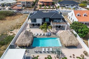 Villa Hasta La Vista Royal