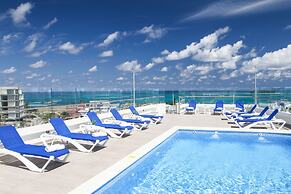 Azure Lofts & Pool Hotel