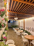 Azure Lofts & Pool Hotel