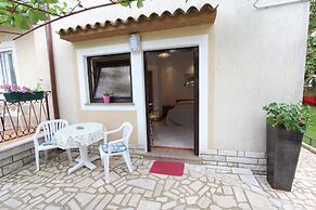 Apartments Villa Buric