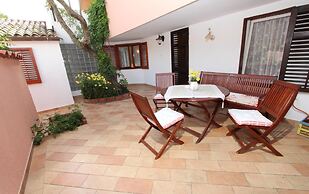 Apartments Villa Lucu
