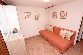 Apartments Villa Lucu