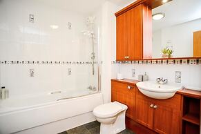 Beach Boulevard Apartment