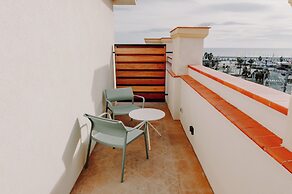 Port Plaza Apartments