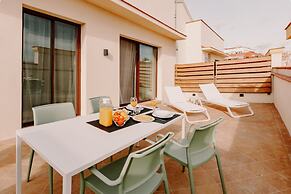 Port Plaza Apartments