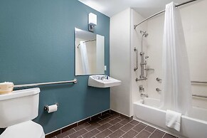 Sleep Inn & Suites Bricktown - near Medical Center