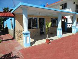 Casa Marazul (Playa Larga)
