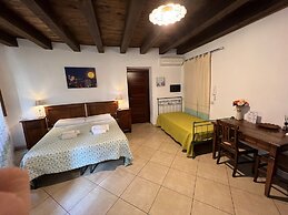 L'Antica Torre Caralis Holiday