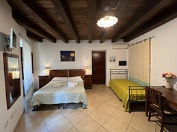 L'Antica Torre Caralis Holiday