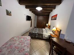 L'Antica Torre Caralis Holiday