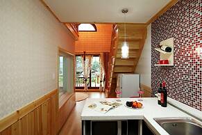 Popcorn House Pension