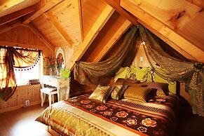 Popcorn House Pension