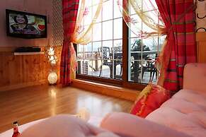 Popcorn House Pension