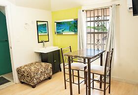 Cocoplum Rest N Hideaway 1