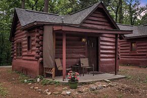 Tall Pines Inn