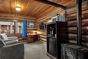 Tall Pines Inn