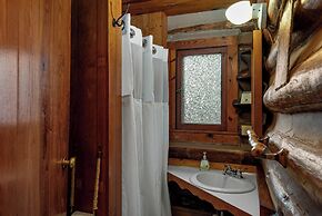 Tall Pines Inn