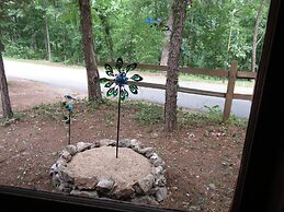 Tall Pines Inn