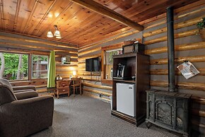 Tall Pines Inn