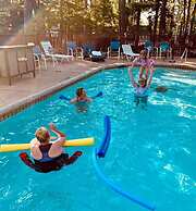 Tall Pines Inn