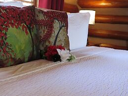 Tall Pines Inn