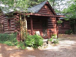 Tall Pines Inn