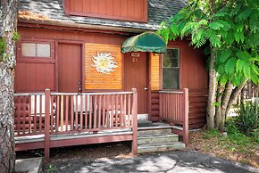 Tall Pines Inn