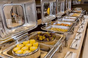 Roliva Hotel & Apartment Danang