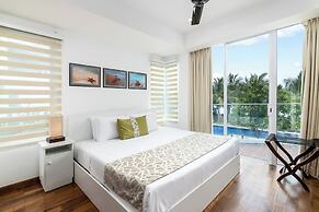 Oceanfront Nilaveli by ICC