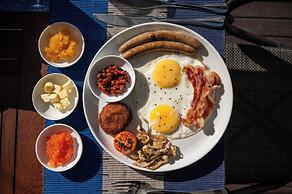 Oceanfront Nilaveli by ICC