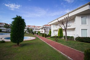 Golf Village Apartment 4