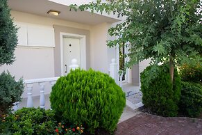 Golf Village Apartment 4