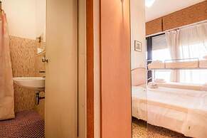 Hotel Crown