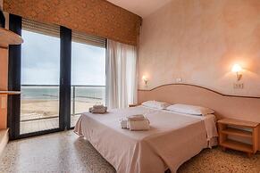 Hotel Crown