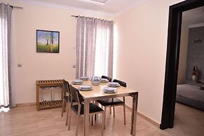 Sourebou Chez Appart Hotel Founty Beach