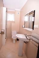 Sourebou Chez Appart Hotel Founty Beach