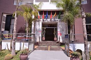 Sourebou Chez Appart Hotel Founty Beach