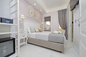 Roman Holiday Charming