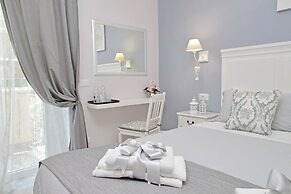 Roman Holiday Charming