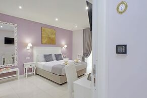 Roman Holiday Charming